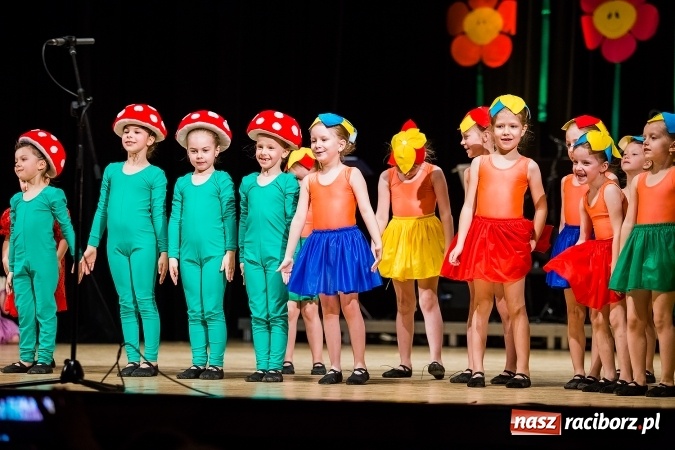 Zdjęcie w galerii na portalu naszraciborz.pl: Koncert charytatywny Stowarzyszenia Źródło wiadomości z regionu