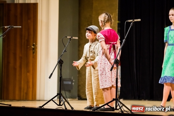 Zdjęcie w galerii na portalu naszraciborz.pl: Koncert charytatywny Stowarzyszenia Źródło wiadomości z regionu
