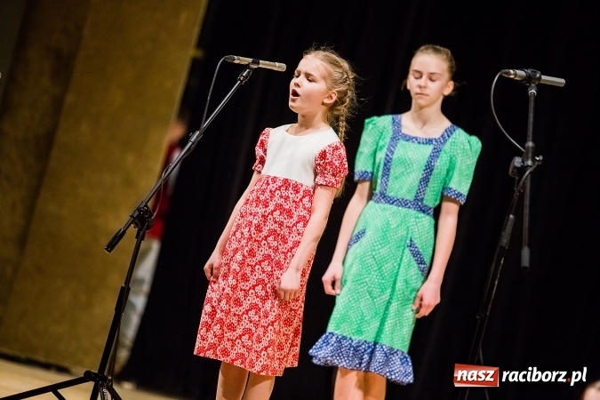 Zdjęcie w galerii na portalu naszraciborz.pl: Koncert charytatywny Stowarzyszenia Źródło wiadomości z regionu