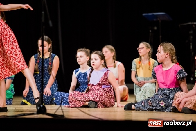 Zdjęcie w galerii na portalu naszraciborz.pl: Koncert charytatywny Stowarzyszenia Źródło wiadomości z regionu