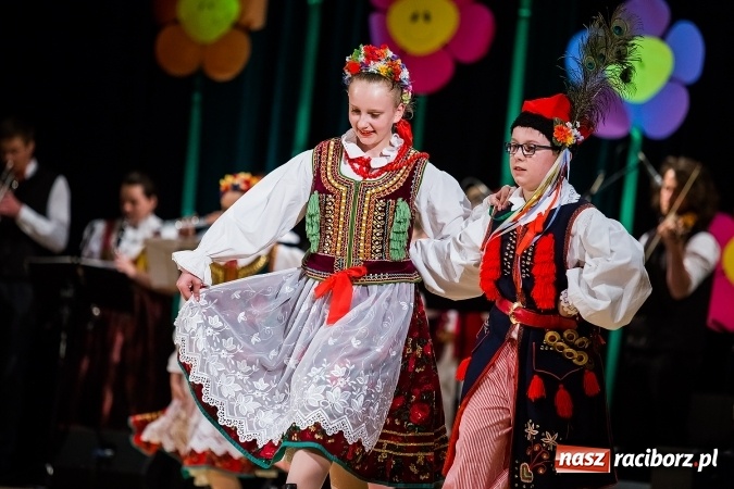 Zdjęcie w galerii na portalu naszraciborz.pl: Koncert charytatywny Stowarzyszenia Źródło wiadomości z regionu