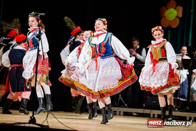 Zdjęcie w galerii na portalu naszraciborz.pl: Koncert charytatywny Stowarzyszenia Źródło wiadomości z regionu