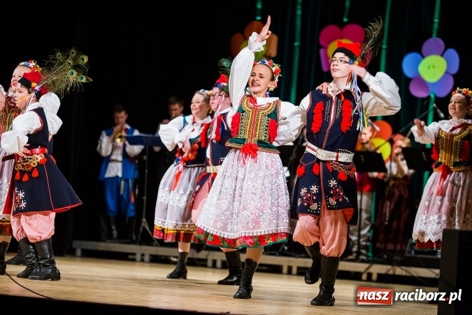 Zdjęcie w galerii na portalu naszraciborz.pl: Koncert charytatywny Stowarzyszenia Źródło wiadomości z regionu