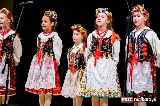 Zdjęcie w galerii na portalu naszraciborz.pl: Koncert charytatywny Stowarzyszenia Źródło wiadomości z regionu