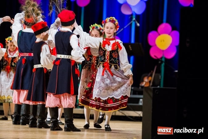Zdjęcie w galerii na portalu naszraciborz.pl: Koncert charytatywny Stowarzyszenia Źródło wiadomości z regionu