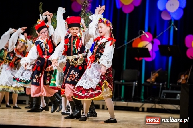 Zdjęcie w galerii na portalu naszraciborz.pl: Koncert charytatywny Stowarzyszenia Źródło wiadomości z regionu