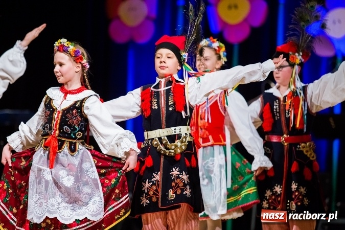 Zdjęcie w galerii na portalu naszraciborz.pl: Koncert charytatywny Stowarzyszenia Źródło wiadomości z regionu