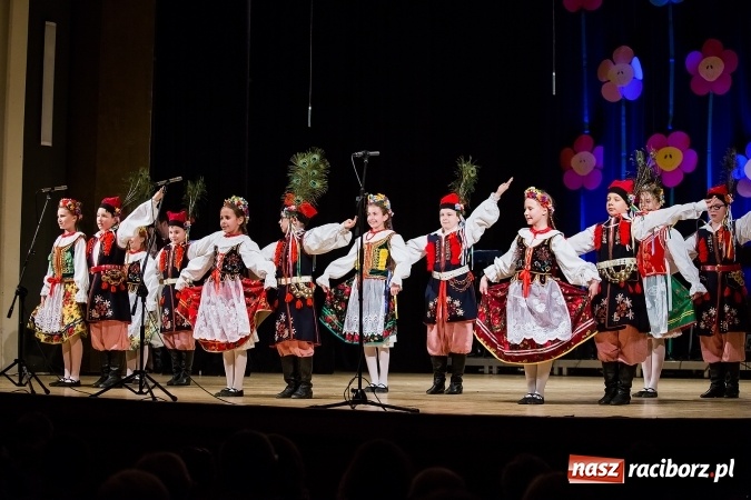 Zdjęcie w galerii na portalu naszraciborz.pl: Koncert charytatywny Stowarzyszenia Źródło wiadomości z regionu