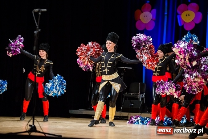 Zdjęcie w galerii na portalu naszraciborz.pl: Koncert charytatywny Stowarzyszenia Źródło wiadomości z regionu