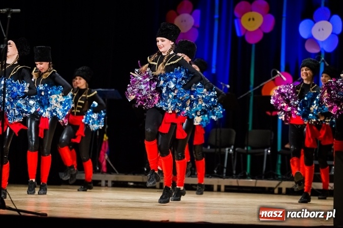 Zdjęcie w galerii na portalu naszraciborz.pl: Koncert charytatywny Stowarzyszenia Źródło wiadomości z regionu