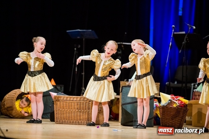 Zdjęcie w galerii na portalu naszraciborz.pl: Koncert charytatywny Stowarzyszenia Źródło wiadomości z regionu