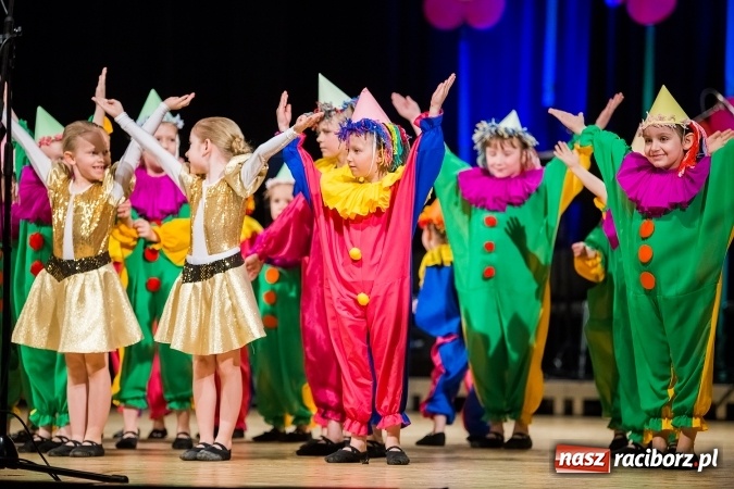 Zdjęcie w galerii na portalu naszraciborz.pl: Koncert charytatywny Stowarzyszenia Źródło wiadomości z regionu