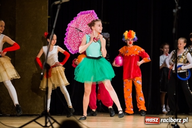 Zdjęcie w galerii na portalu naszraciborz.pl: Koncert charytatywny Stowarzyszenia Źródło wiadomości z regionu