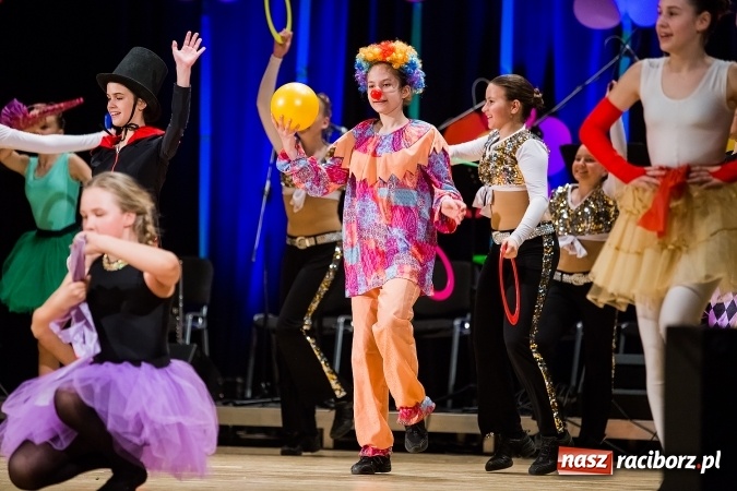 Zdjęcie w galerii na portalu naszraciborz.pl: Koncert charytatywny Stowarzyszenia Źródło wiadomości z regionu