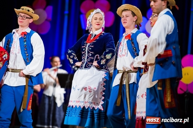 Zdjęcie w galerii na portalu naszraciborz.pl: Koncert charytatywny Stowarzyszenia Źródło wiadomości z regionu