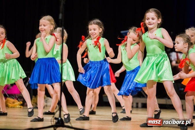 Zdjęcie w galerii na portalu naszraciborz.pl: Koncert charytatywny Stowarzyszenia Źródło wiadomości z regionu