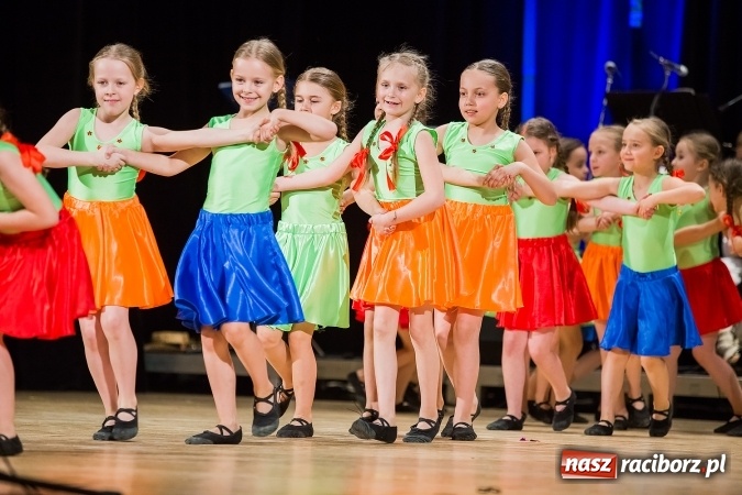 Zdjęcie w galerii na portalu naszraciborz.pl: Koncert charytatywny Stowarzyszenia Źródło wiadomości z regionu