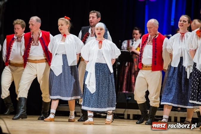 Zdjęcie w galerii na portalu naszraciborz.pl: Koncert charytatywny Stowarzyszenia Źródło wiadomości z regionu