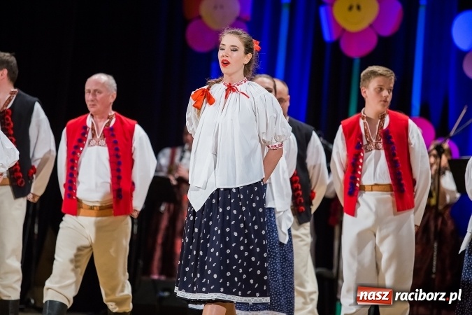 Zdjęcie w galerii na portalu naszraciborz.pl: Koncert charytatywny Stowarzyszenia Źródło wiadomości z regionu