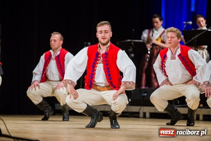 Zdjęcie w galerii na portalu naszraciborz.pl: Koncert charytatywny Stowarzyszenia Źródło wiadomości z regionu