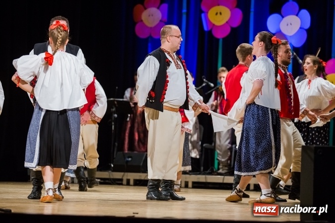 Zdjęcie w galerii na portalu naszraciborz.pl: Koncert charytatywny Stowarzyszenia Źródło wiadomości z regionu