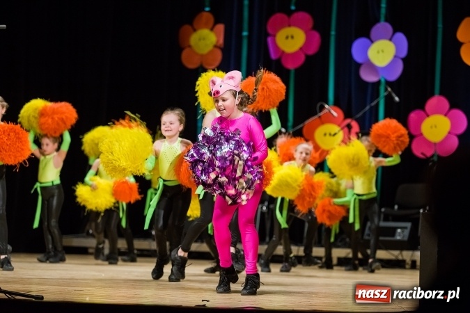 Zdjęcie w galerii na portalu naszraciborz.pl: Koncert charytatywny Stowarzyszenia Źródło wiadomości z regionu