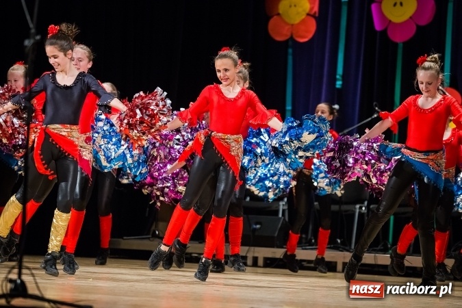 Zdjęcie w galerii na portalu naszraciborz.pl: Koncert charytatywny Stowarzyszenia Źródło wiadomości z regionu