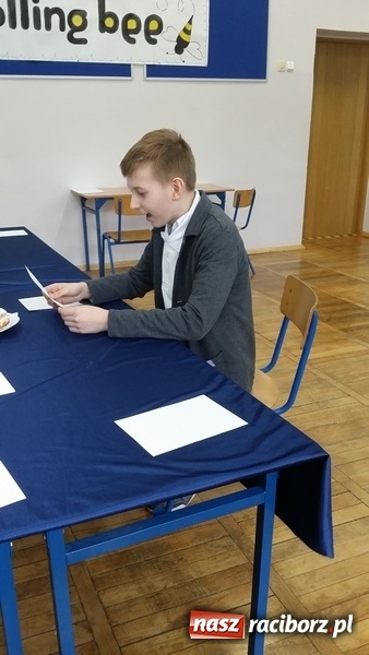 Zdjęcie w galerii na portalu naszraciborz.pl: Międzyszkolne zmagania z angielskim alfabetem w Szkole Podstawowej nr 4 wiadomości z regionu