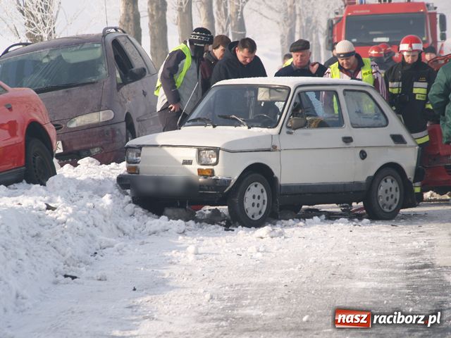 Zdjęcie w galerii na portalu naszraciborz.pl: Karambol pod Kietrzem  wiadomości z regionu