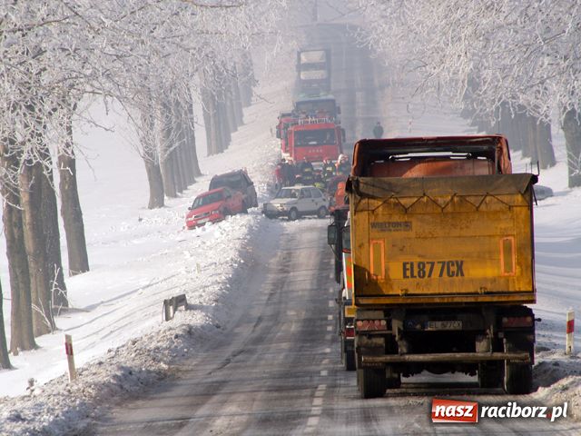 Zdjęcie w galerii na portalu naszraciborz.pl: Karambol pod Kietrzem  wiadomości z regionu