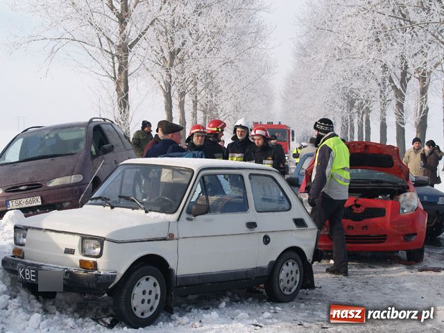 Zdjęcie w galerii na portalu naszraciborz.pl: Karambol pod Kietrzem  wiadomości z regionu