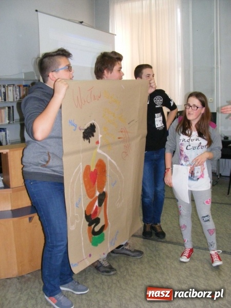 Zdjęcie w galerii na portalu naszraciborz.pl: Nie truj sąsiada! W Gimnazjum nr 5 zorganizowano warsztaty  wiadomości z regionu