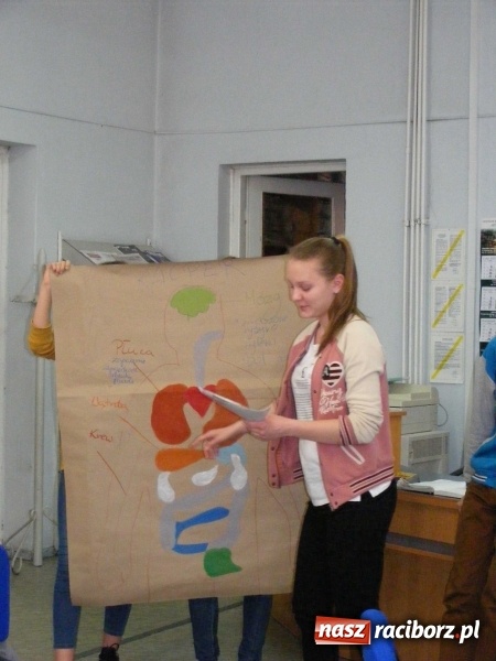 Zdjęcie w galerii na portalu naszraciborz.pl: Nie truj sąsiada! W Gimnazjum nr 5 zorganizowano warsztaty  wiadomości z regionu