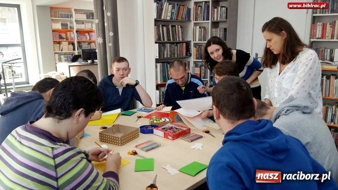 Zdjęcie w galerii na portalu naszraciborz.pl: Spotkania z przyrodą - kolejne spotkanie w ramach cyklu w bibliotece na Ostrogu wiadomości z regionu