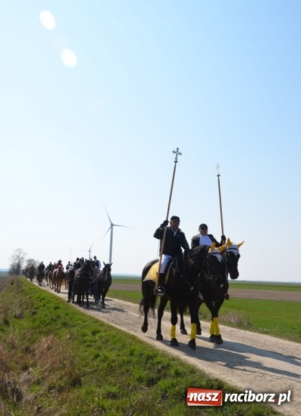 Zdjęcie w galerii na portalu naszraciborz.pl: Wielkanocna Procesja Konna w Raciborzu-Sudole, czyli niemal 120 lat tradycji wiadomości z regionu