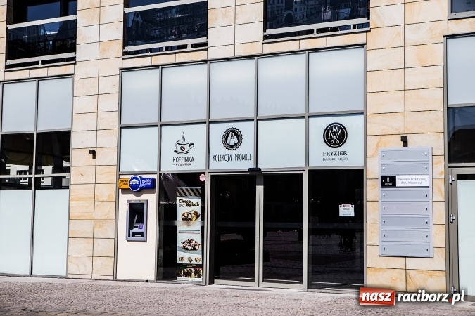 Zdjęcie w galerii na portalu naszraciborz.pl: Kolekcja promili - nowy sklep monopolowy w Raciborzu wiadomości z regionu