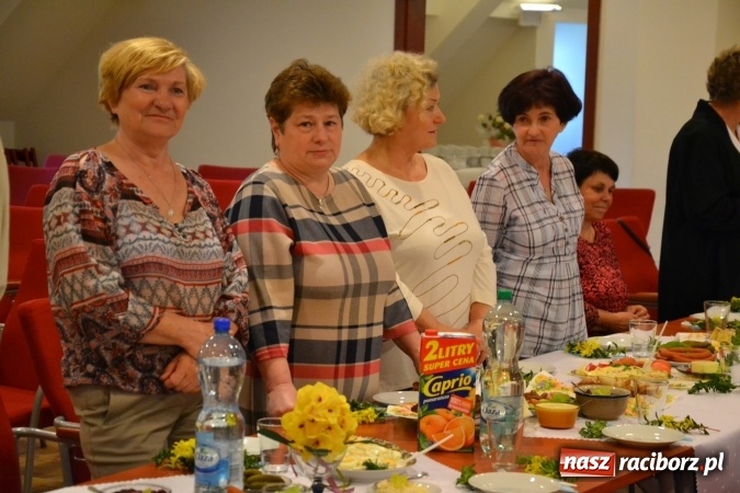 Zdjęcie w galerii na portalu naszraciborz.pl: Na Zamku Piastowskim zorganizowano wielkanocny podwieczorek wiadomości z regionu