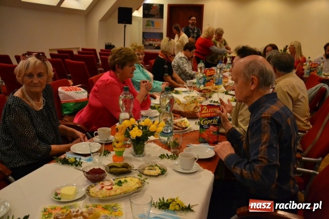Zdjęcie w galerii na portalu naszraciborz.pl: Na Zamku Piastowskim zorganizowano wielkanocny podwieczorek wiadomości z regionu