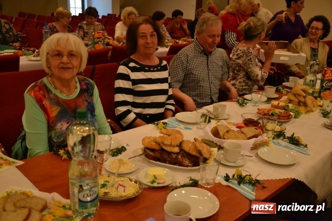 Zdjęcie w galerii na portalu naszraciborz.pl: Na Zamku Piastowskim zorganizowano wielkanocny podwieczorek wiadomości z regionu