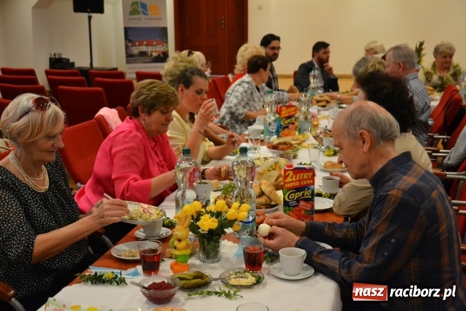 Zdjęcie w galerii na portalu naszraciborz.pl: Na Zamku Piastowskim zorganizowano wielkanocny podwieczorek wiadomości z regionu