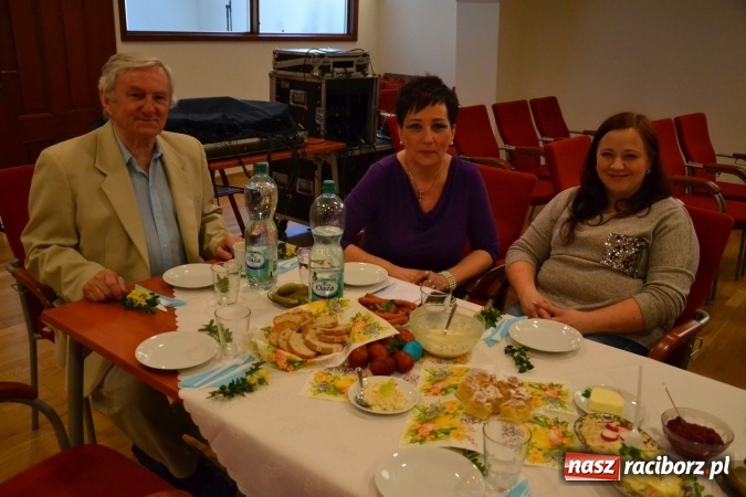 Zdjęcie w galerii na portalu naszraciborz.pl: Na Zamku Piastowskim zorganizowano wielkanocny podwieczorek wiadomości z regionu