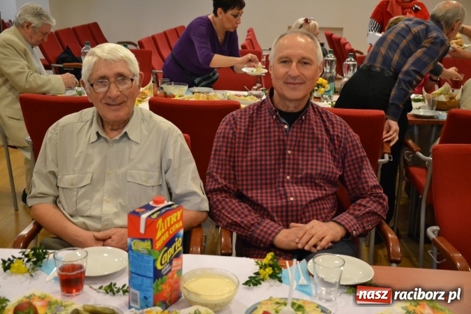 Zdjęcie w galerii na portalu naszraciborz.pl: Na Zamku Piastowskim zorganizowano wielkanocny podwieczorek wiadomości z regionu