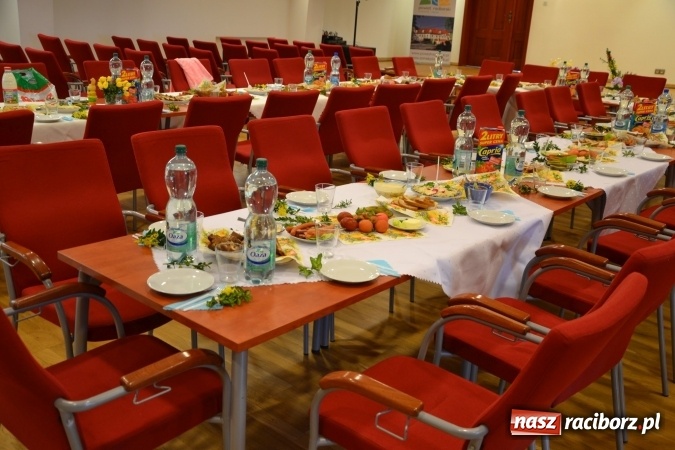 Zdjęcie w galerii na portalu naszraciborz.pl: Na Zamku Piastowskim zorganizowano wielkanocny podwieczorek wiadomości z regionu