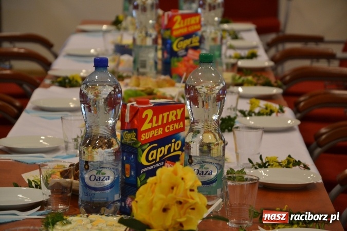 Zdjęcie w galerii na portalu naszraciborz.pl: Na Zamku Piastowskim zorganizowano wielkanocny podwieczorek wiadomości z regionu