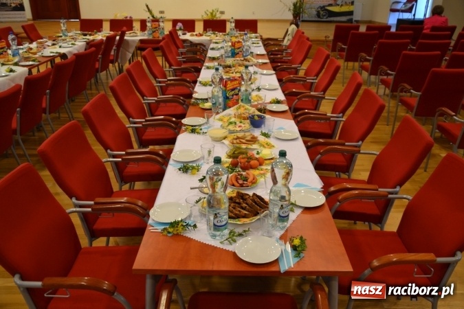 Zdjęcie w galerii na portalu naszraciborz.pl: Na Zamku Piastowskim zorganizowano wielkanocny podwieczorek wiadomości z regionu