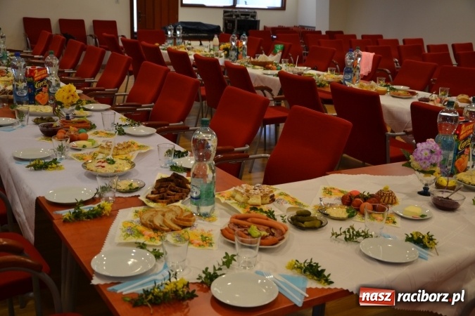 Zdjęcie w galerii na portalu naszraciborz.pl: Na Zamku Piastowskim zorganizowano wielkanocny podwieczorek wiadomości z regionu