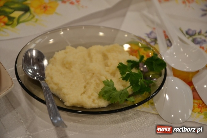 Zdjęcie w galerii na portalu naszraciborz.pl: Na Zamku Piastowskim zorganizowano wielkanocny podwieczorek wiadomości z regionu