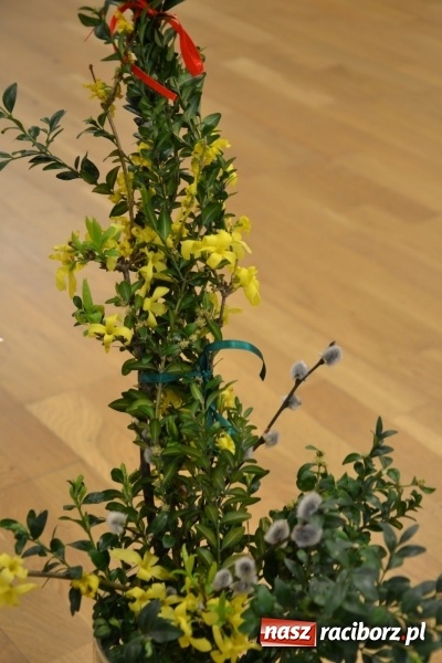 Zdjęcie w galerii na portalu naszraciborz.pl: Na Zamku Piastowskim zorganizowano wielkanocny podwieczorek wiadomości z regionu