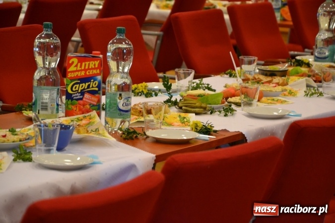 Zdjęcie w galerii na portalu naszraciborz.pl: Na Zamku Piastowskim zorganizowano wielkanocny podwieczorek wiadomości z regionu