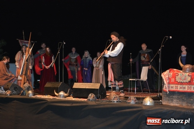 Zdjęcie w galerii na portalu naszraciborz.pl: Spotkanie raciborzanki z serbskim księciem Đorđe  wiadomości z regionu